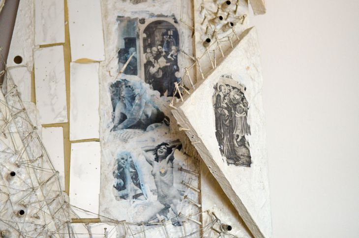 Biely oltár (White Altar) - 2